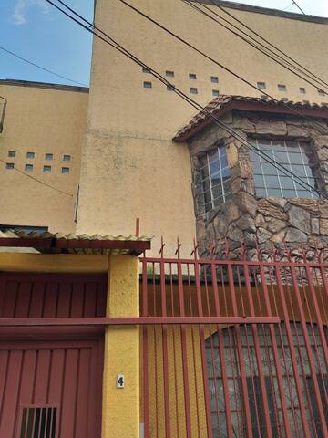 CASA COMPLETA PARA GRUPOS O FAMILIAS 3 NIVELES