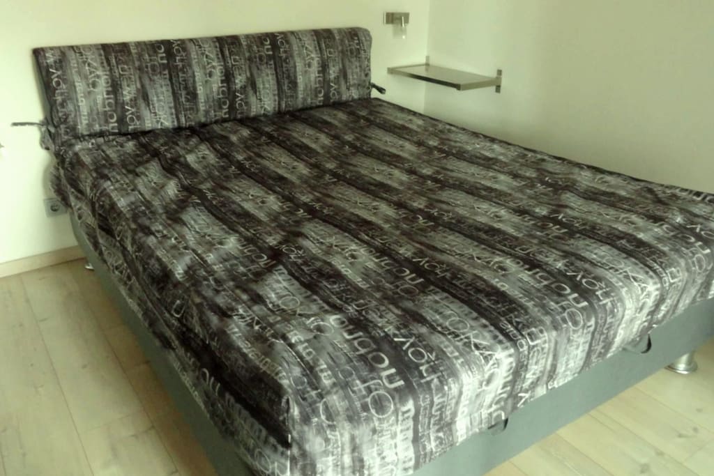 Room2