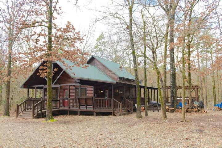 Star Creek Cabin Sleeps 10 Hot Tub Pet Friendly Cabins For