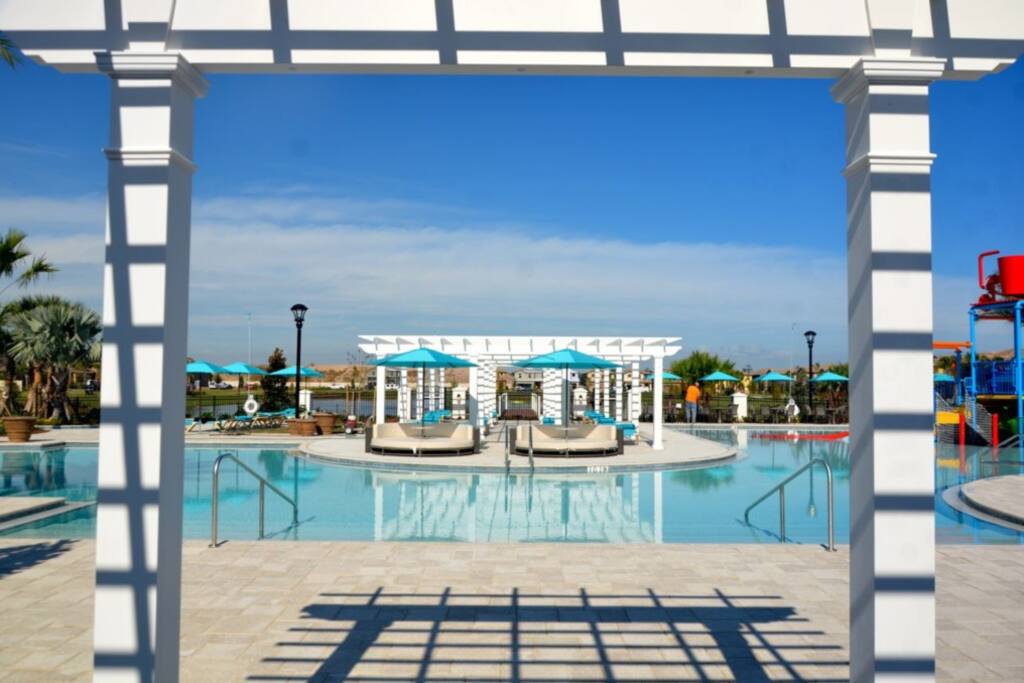 Westside_pool_01