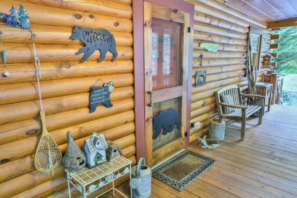 Cabin charm at its best at the front door.