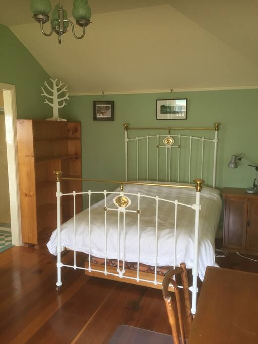 Comfy double bed with lovely quality linen