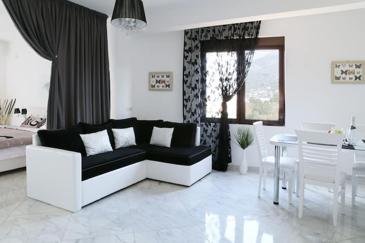 Modern Sea & Mountain View Apartment - Montenegro