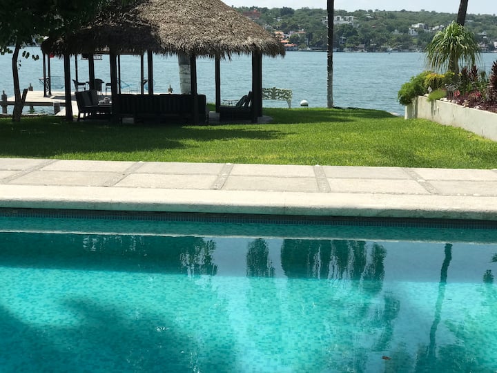 Tequesquitengo Alojamientos vacacionales Morelos, México Airbnb