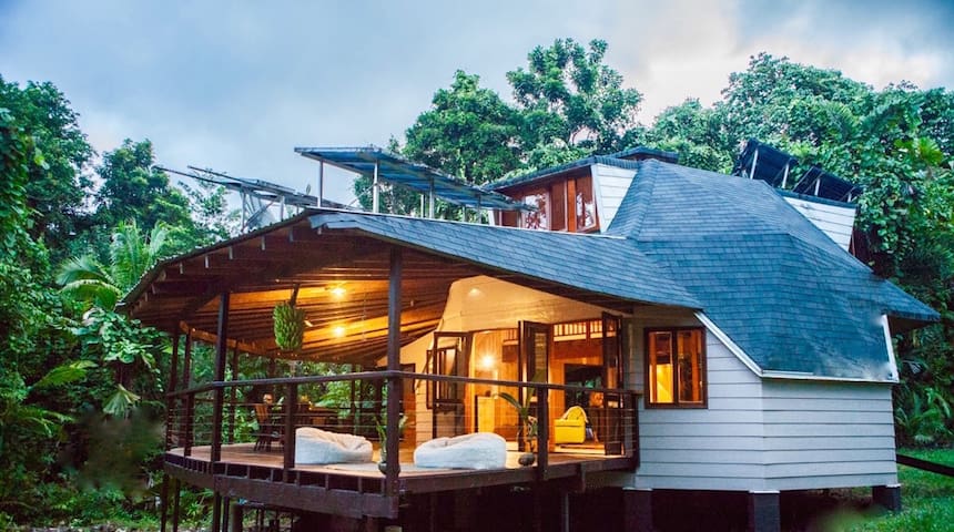 Cape Tribulation Holiday House The Daintree FNQ