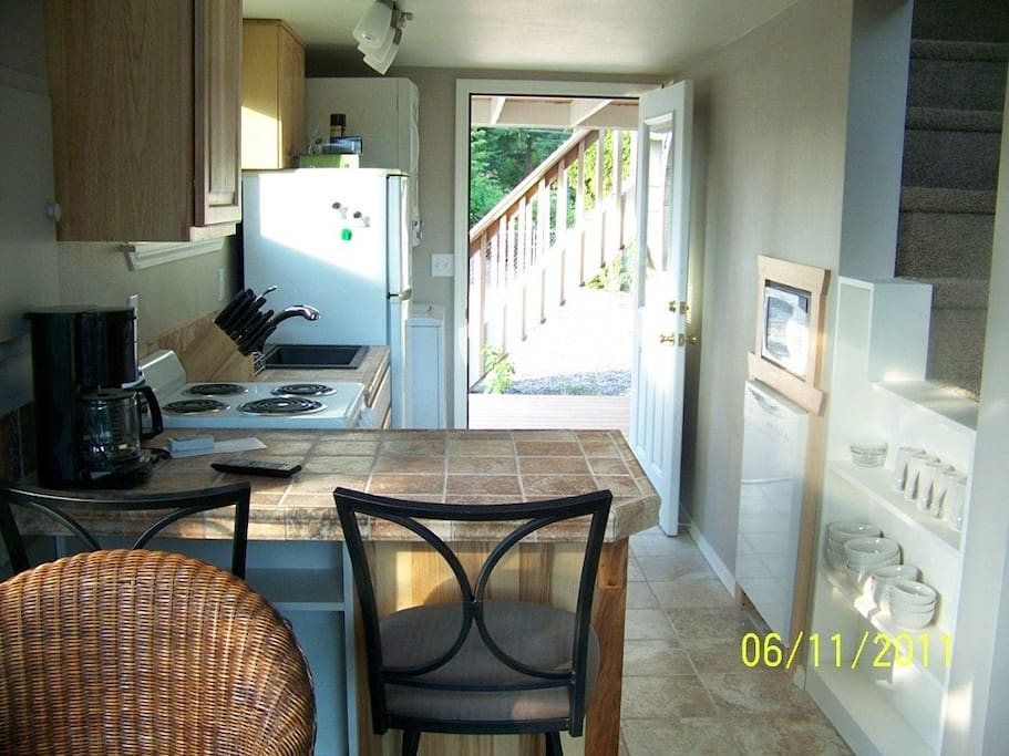 Chair,Furniture,Fridge,Refrigerator,Dining Room