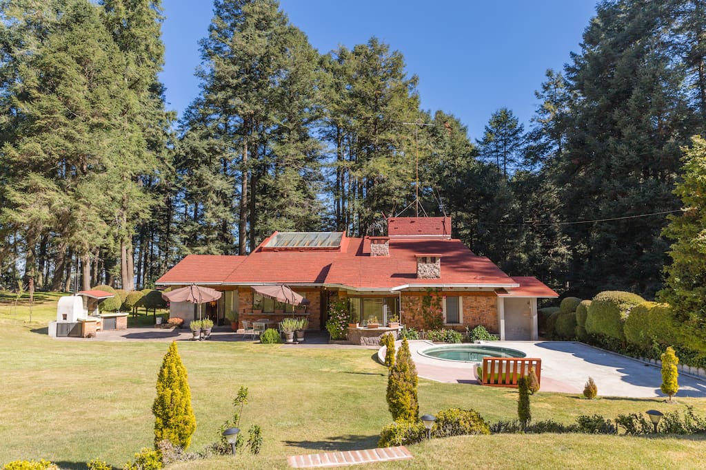 Espectacular Casa en Bosque House in the woods Houses for Rent in