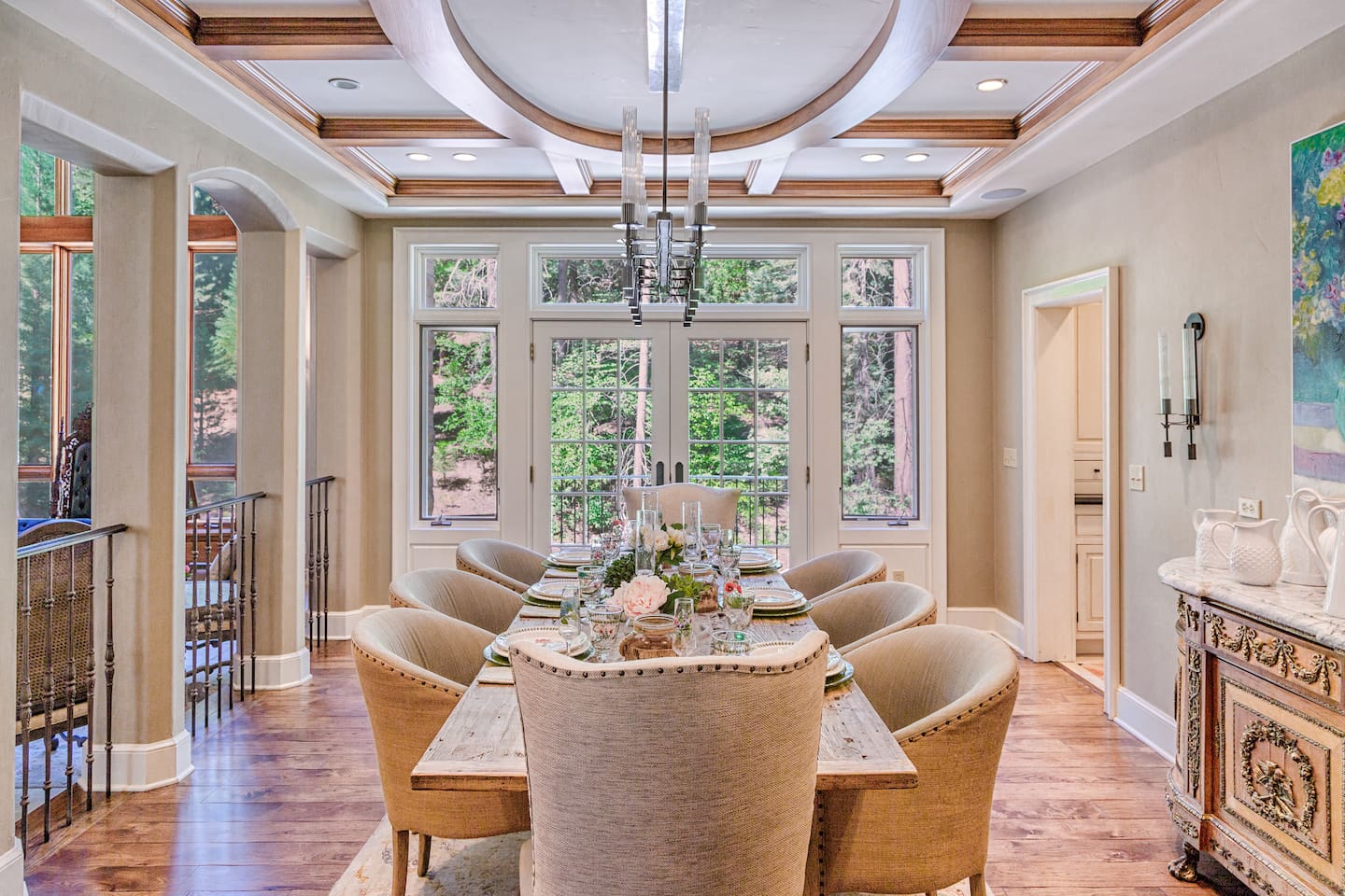 Dining Room - Castle In The Forest 