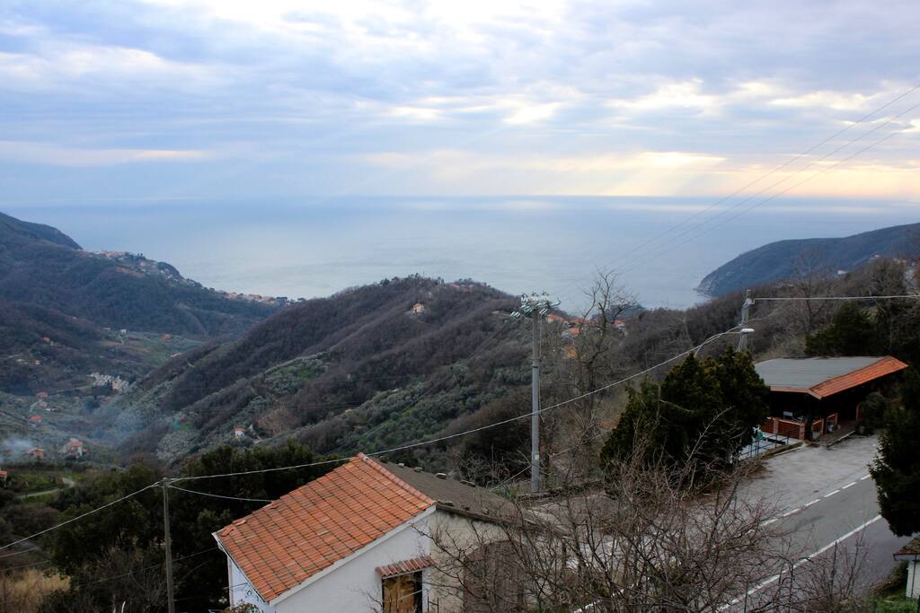 Vista del golfo di Moneglia da fuori casa