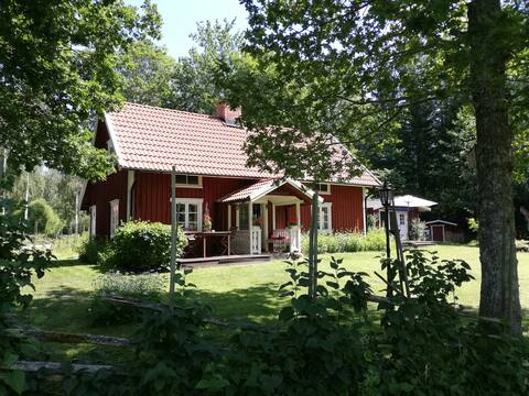 Lotsatorpet - Cottage in Blomberg