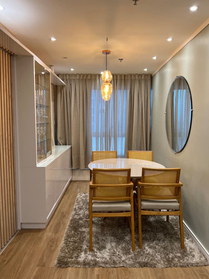 Cozy apartment, 2 Qts, Metropolitan Mall