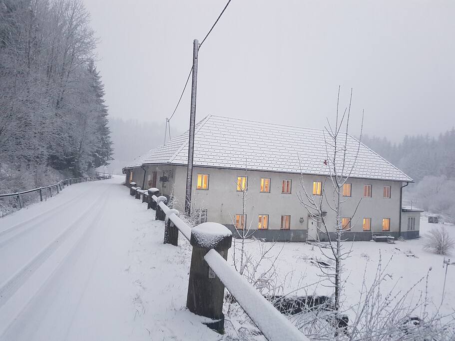 Die Edermühle im Winter