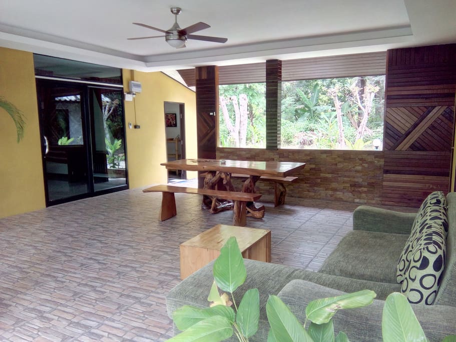Lounge Area