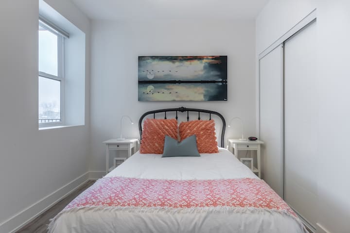 Second bedroom double bed