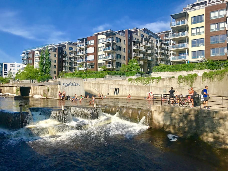Nearest place to go for a swim is only a 3-minute walk away