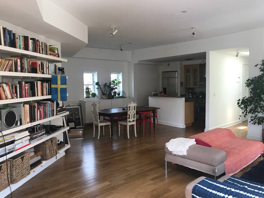 Livingroom / Dining area