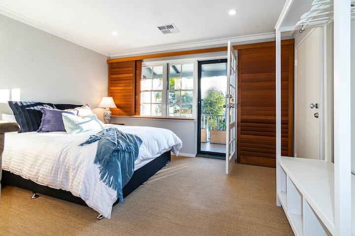 ห้องนอนใหญ่ (Master Bedroom)