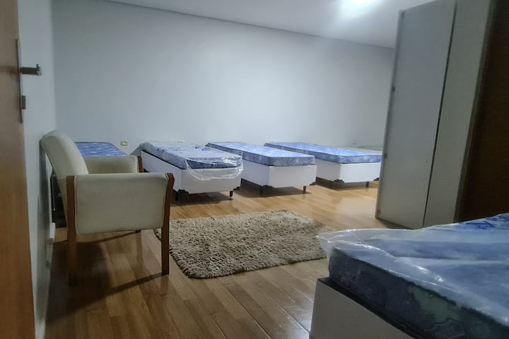 Suite 5 Rez-de-chaussée 7 lits