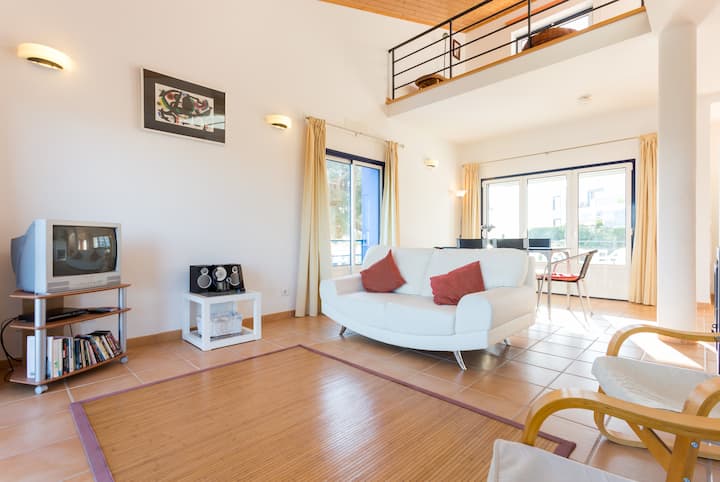 Casa Estevas - 5 Min Walk To Arrifana Beach - Aljezur