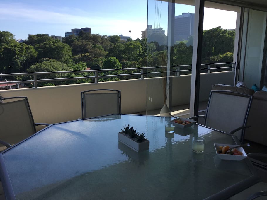 Enjoy the cool breezes and beautiful nature views from this 6th floor apartment.