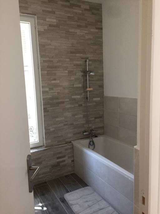 salle de bain/bathroom