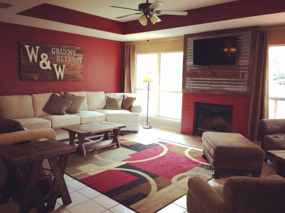 W&W Gruene Retreat Welcomes You!