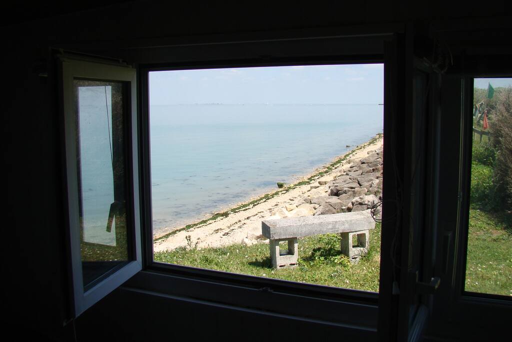 VUE DU SALON