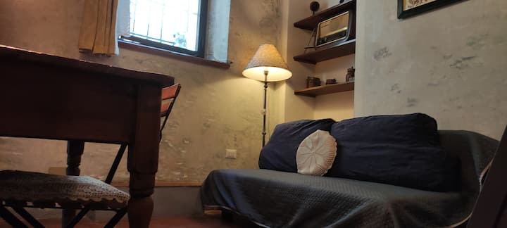 Разтегателен диван