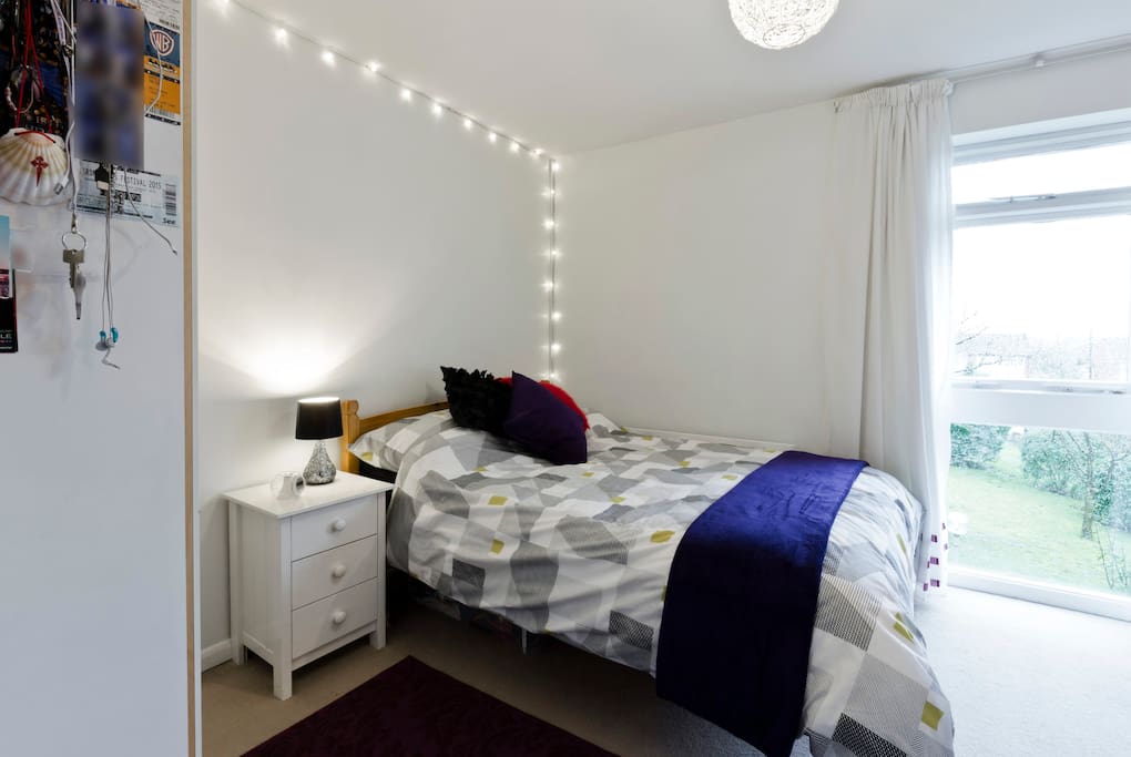 Really comfortable double bed.