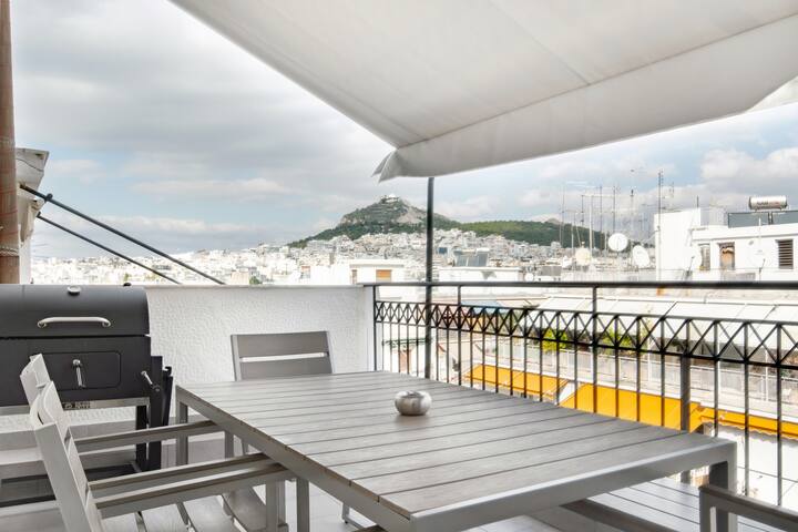 Stylish Penthouse with Superb Lycabettus Hill View gallery image 4