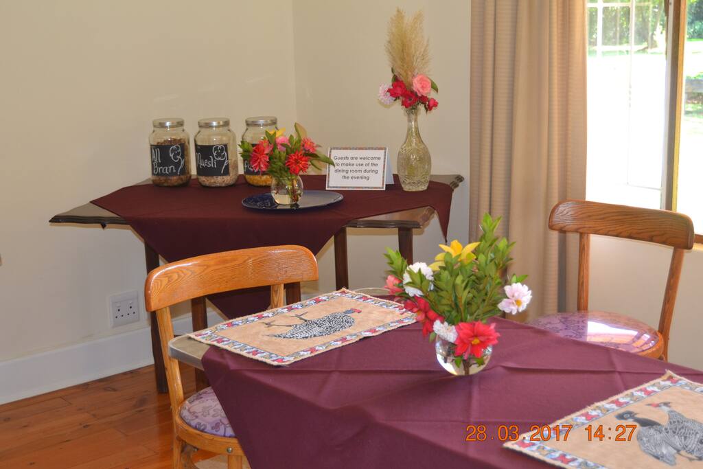 Breakfast Room