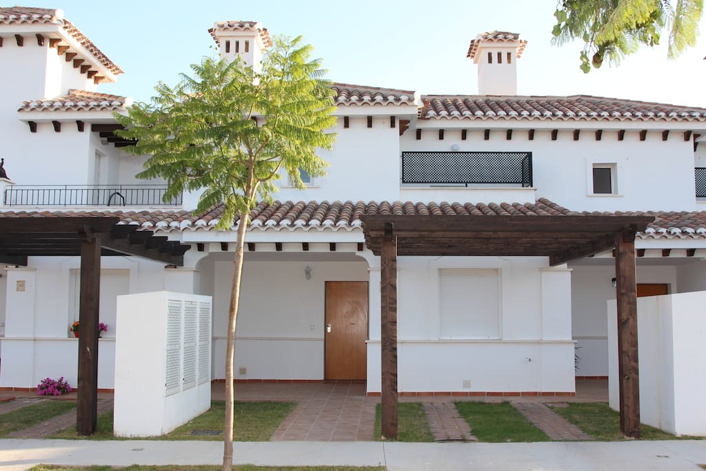 View of the front and parking area