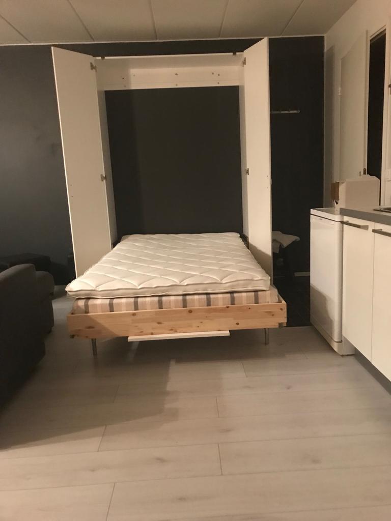 Kitanda wakati kinafunguliwa