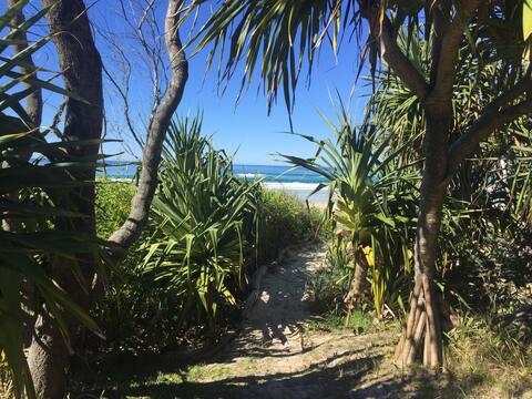 North Byron Beachfront House Couples Accommodation