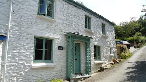 Cottage close to the Sea - Polperro, Looe & Fowey