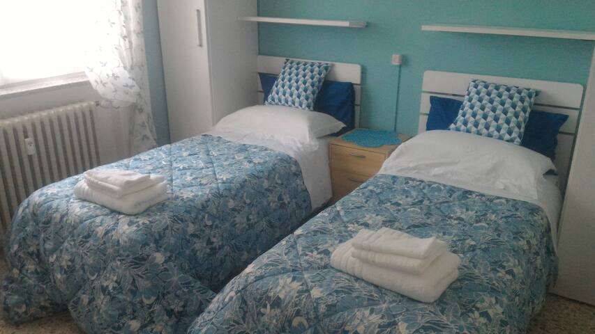 CAMERA AZZURRA (CASA CELESTE)