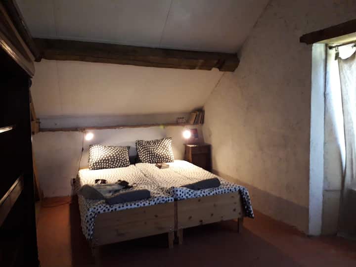 Schlafzimmer 1