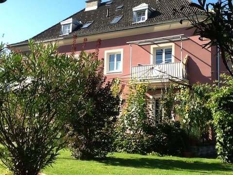Erfolgreiche Airbnb-Immobilie: Cozy apartment close to the center in Maxglan