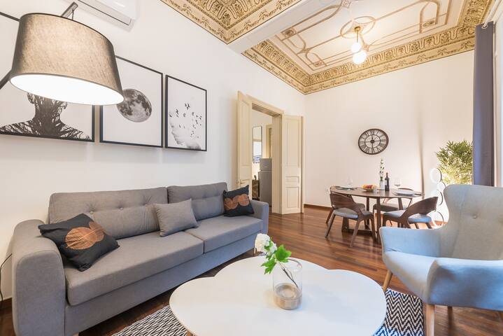 Authentic Athenian Villa I 4 Apartments I Groups gallery image 4