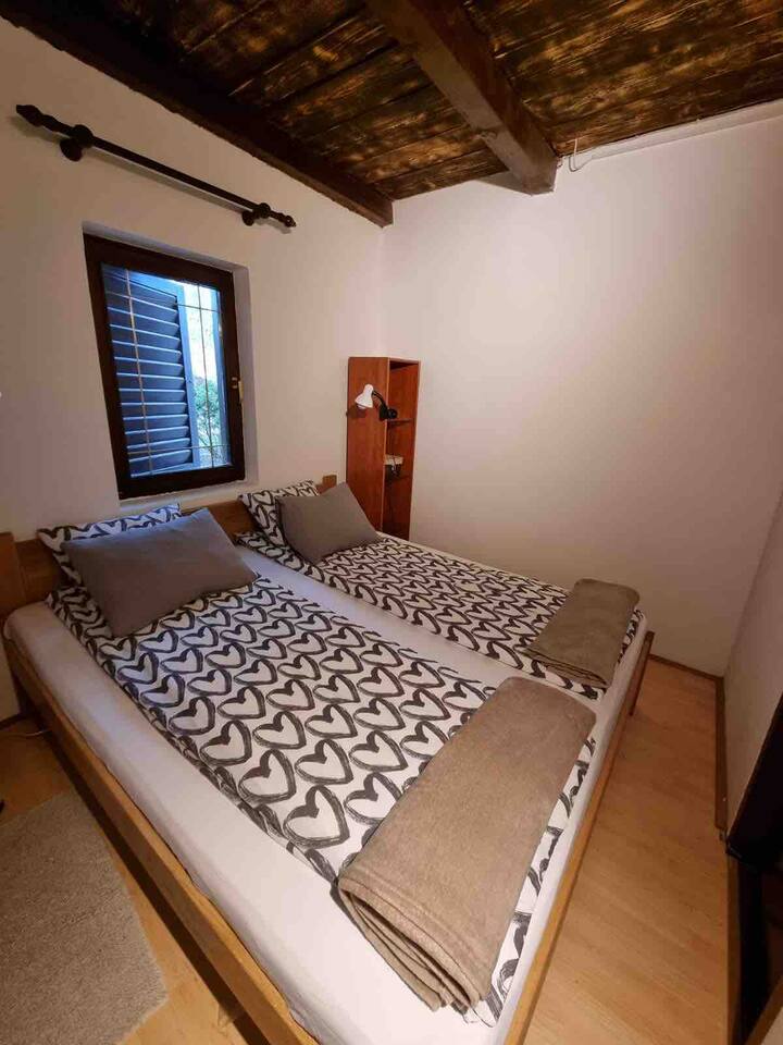 Spálňa 1