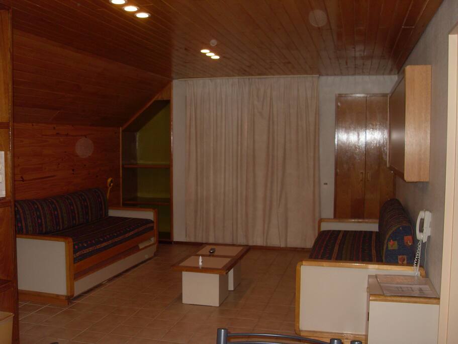Monoambiente con balcon