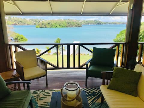 Cocal cottage, 3 bedroom villa with private beach