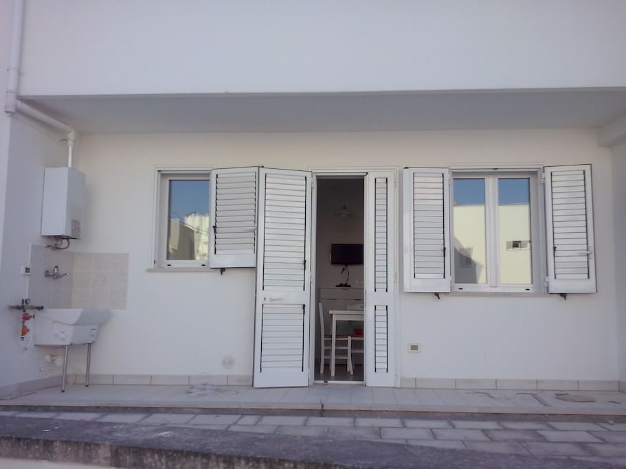 esterno con ingresso