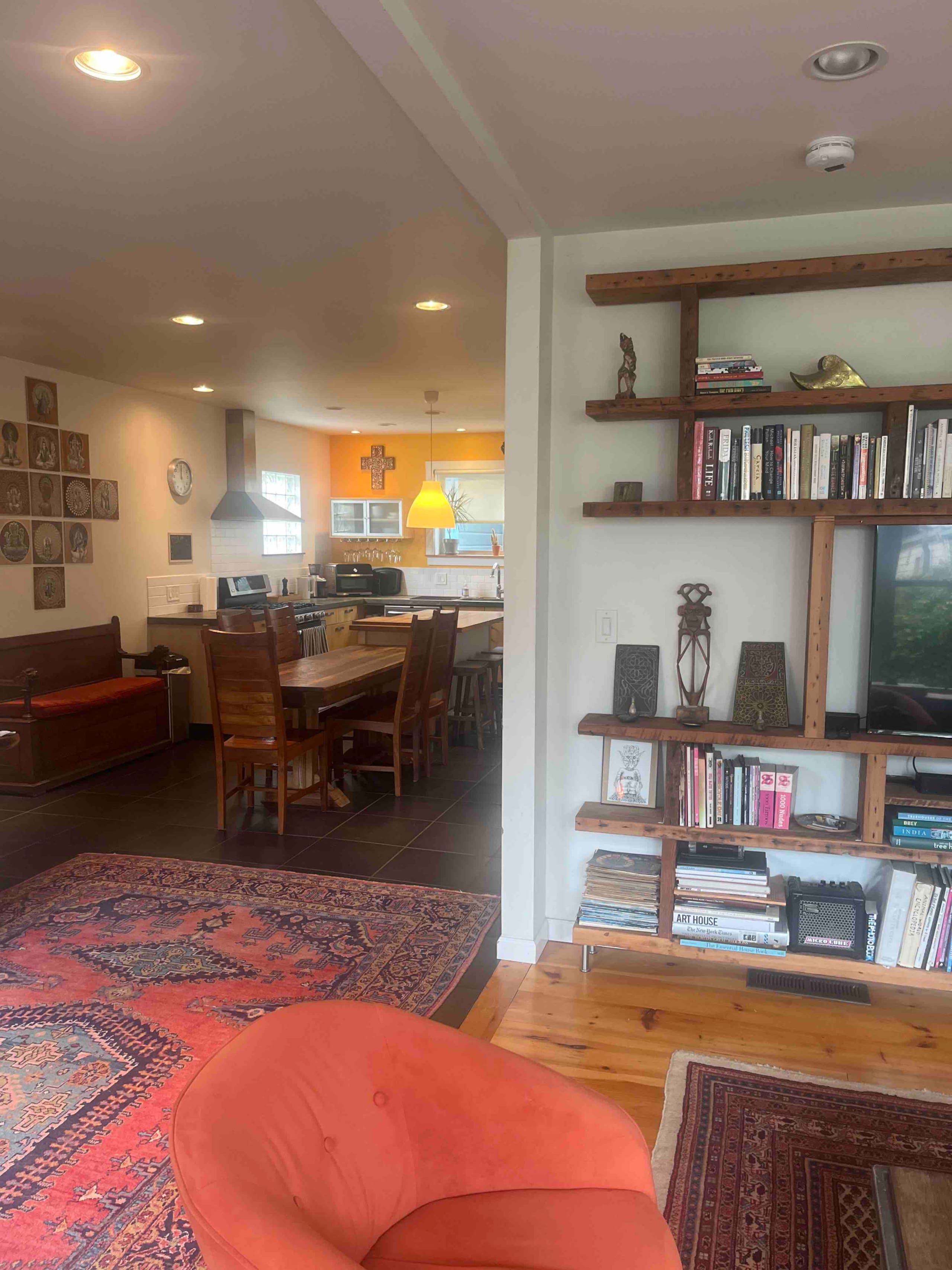 Home in San Francisco · ★4.99 · 3 bedrooms · 3 beds · 3 baths - Image 8