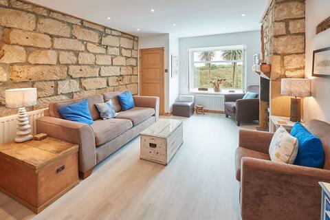 Host & Stay | The Cottage, Marske