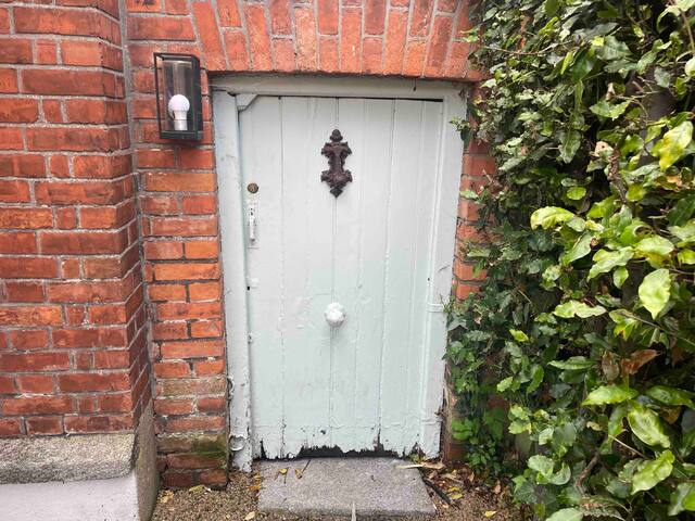 Ranelagh Gorgeous Serene Family Home D6. gallery image 4