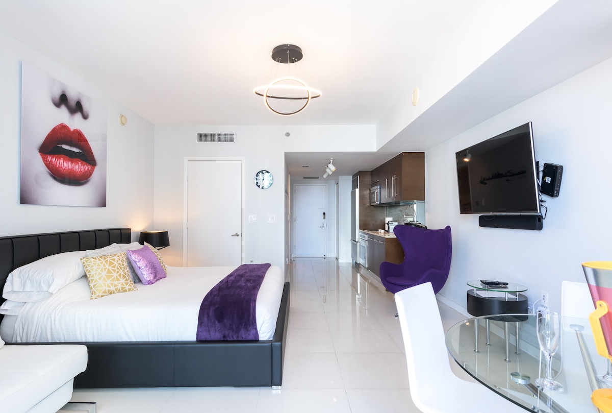 Icon Brickell Suite