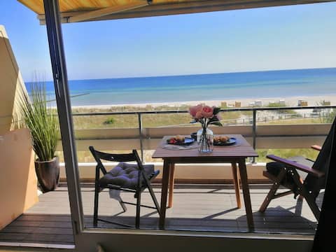 Apartment with fantastic sea views