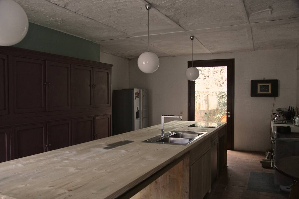 CUCINA
KITCHEN