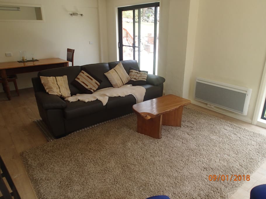 Loungeroom